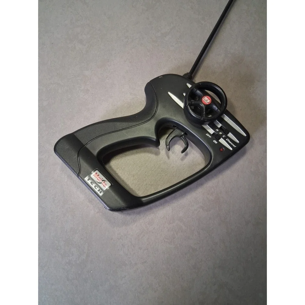 Maisto Rock Climber With Remote - Picture 11 of 14